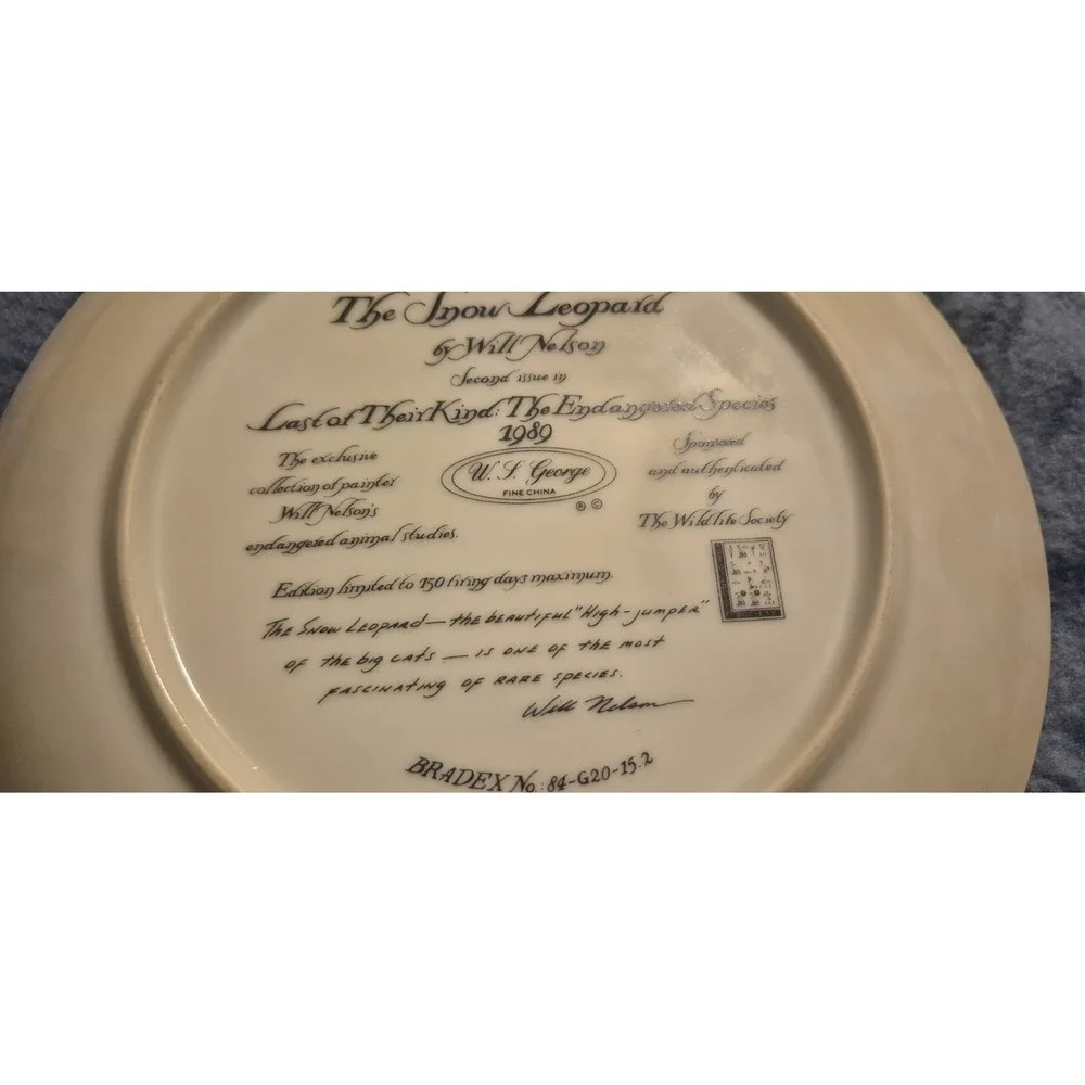 The Snow Leopard Endangered Species Collectable Plate by Will Nelson 1989